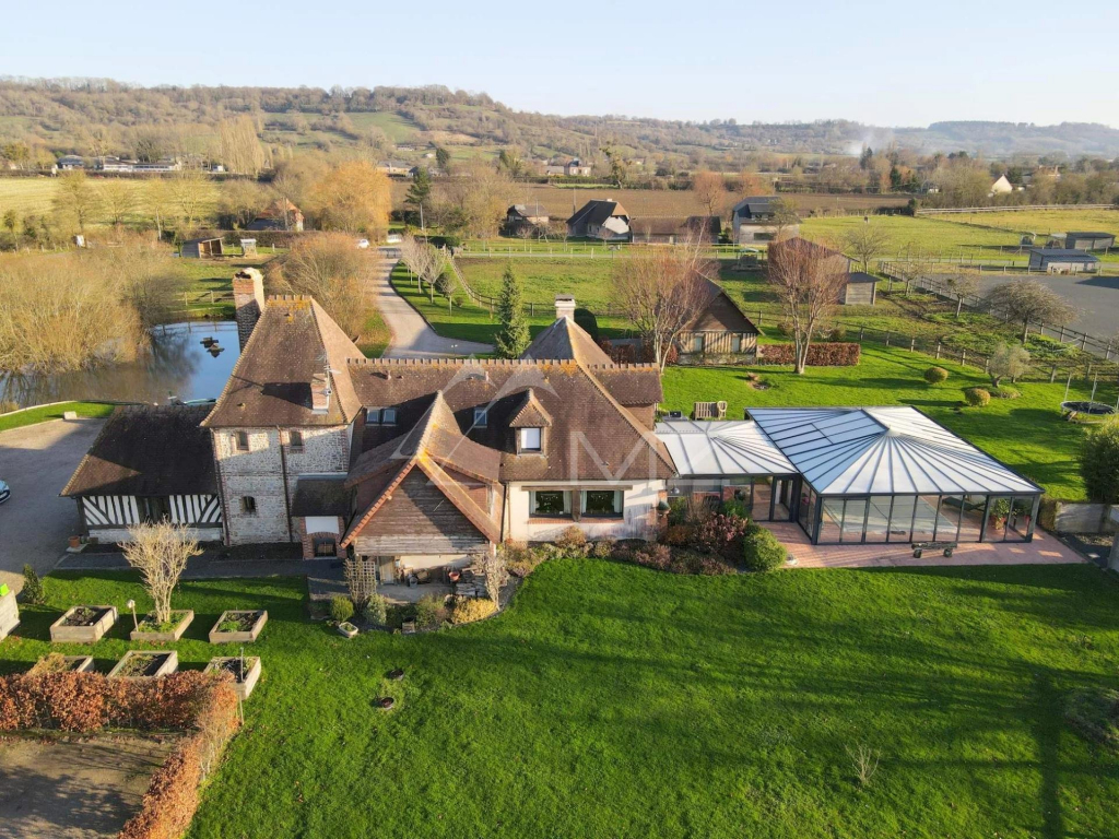 Découvrez les opportunités de vente d'immobilier de luxe à Beuvron-en-Auge. Propriétés de charme, maisons normandes et domaines d'exception à vendre.