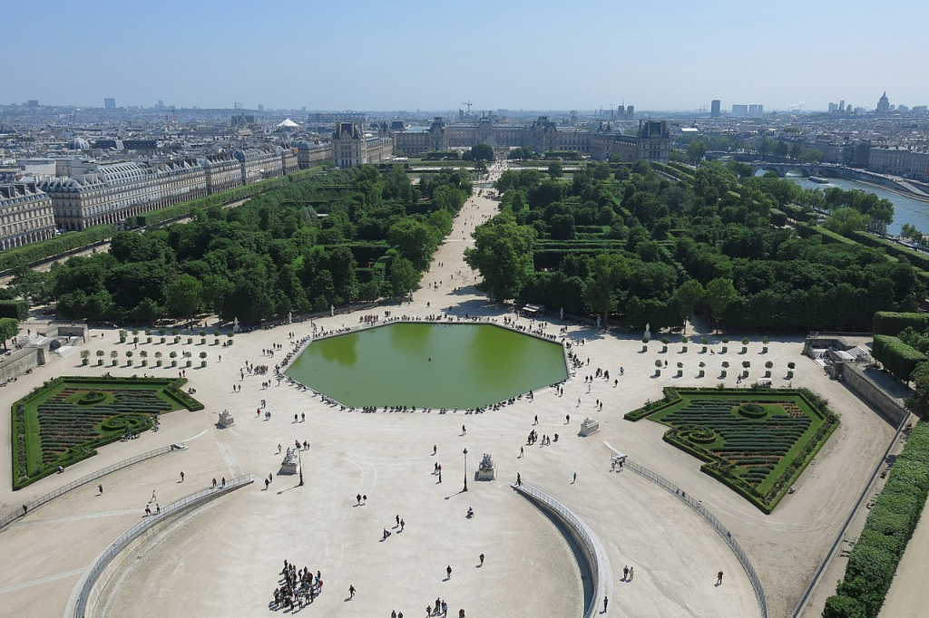 Découvrez les appartements de luxe à vendre à Paris 1er, un investissement exceptionnel dans le cœur historique et prestigieux de Paris. 🏙️
