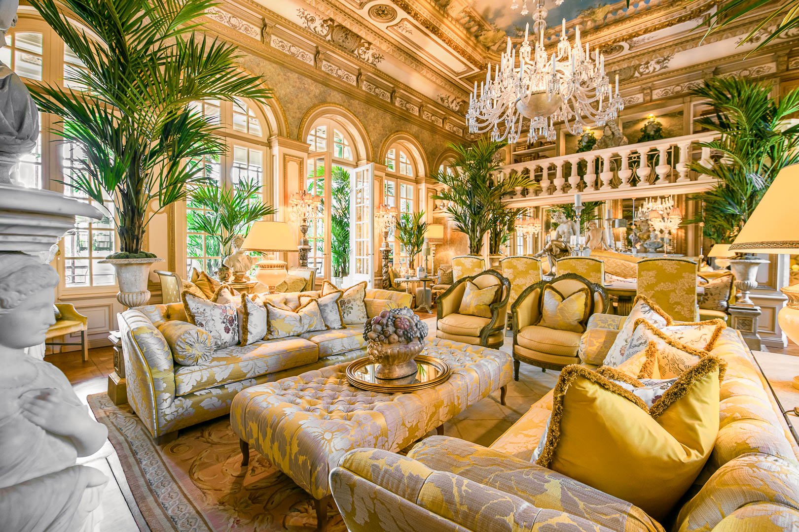 Charming Properties: Sale of Atypical Properties &amp; Luxury Real Estate