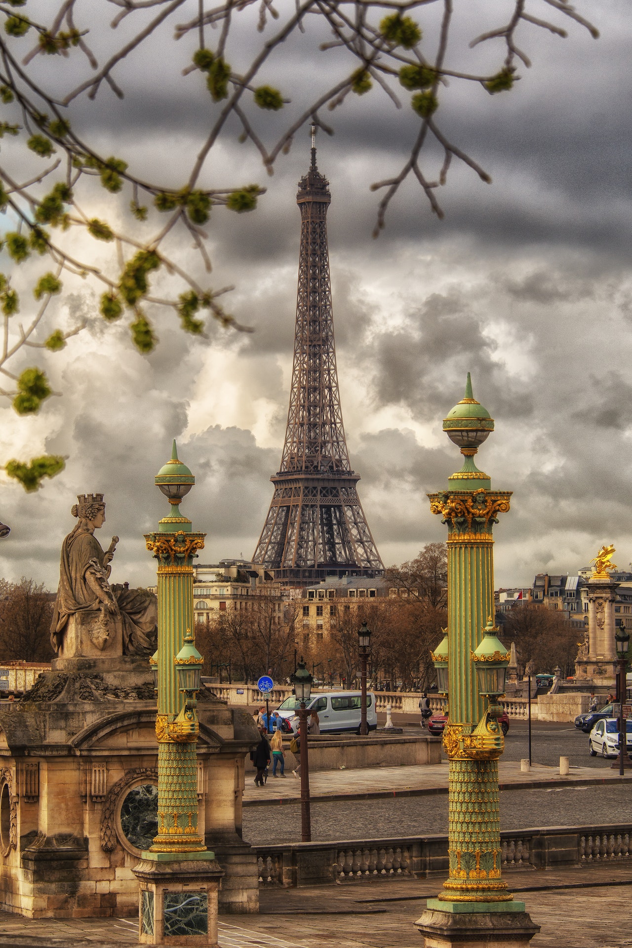 Vente d’Appartements de Luxe à Paris avec Vue sur la Tour Eiffel