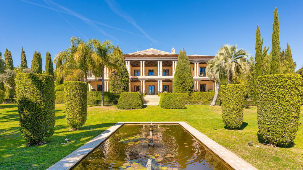 Golden Mile Marbella Luxury Real Estate for Sale – Exclusive Properties