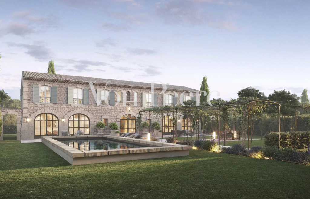 Découvrez les meilleures annonces de vente de propriétés de luxe à Eygalières. Bastides traditionnelles, villas modernes et terrains agricoles vous attendent.
