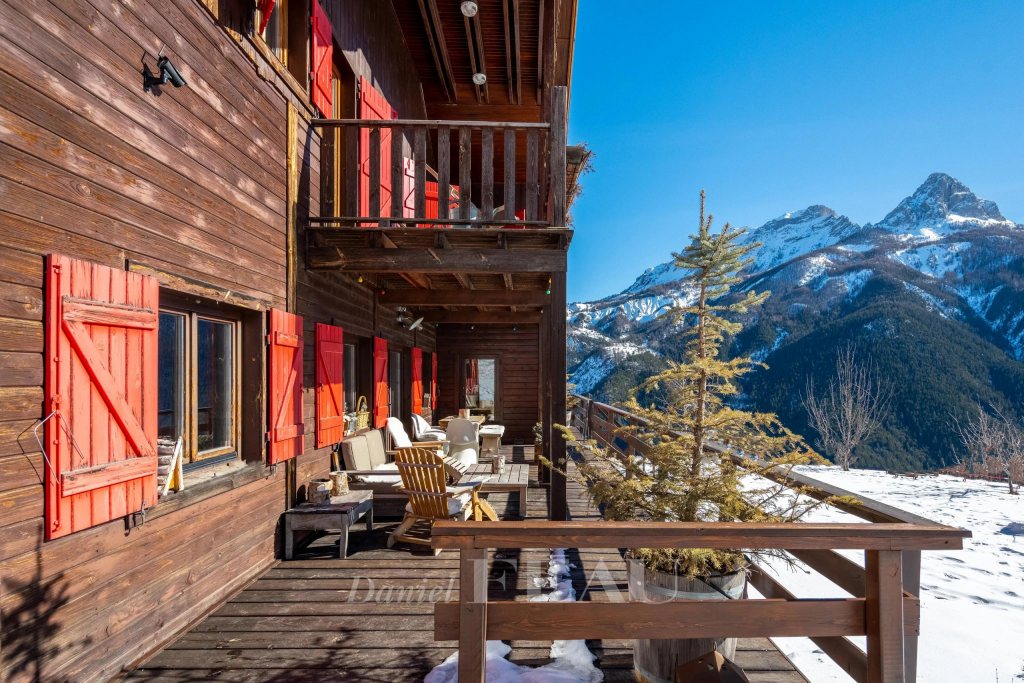 Vente de Propriétés de Luxe dans les Alpes-de-Haute-Provence