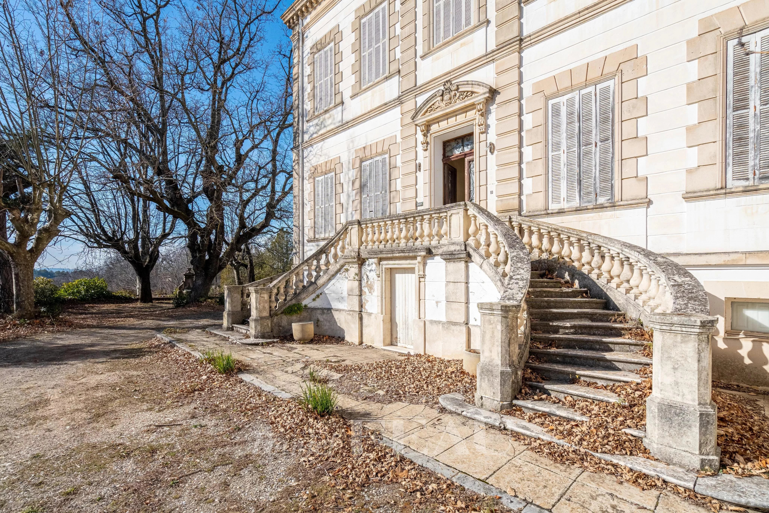 Conception d'un meuble sous escalier à Chambéry - Plak'art