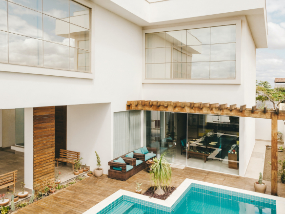 Luxury real estate photo | Charming Properties