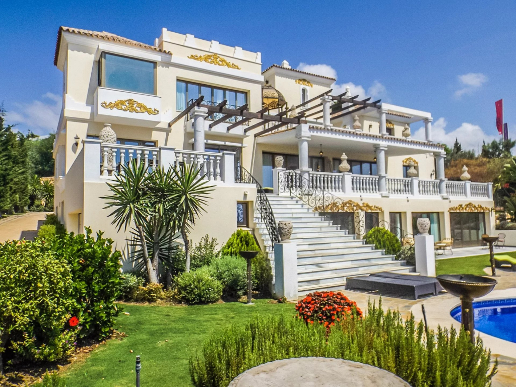 Découvrez des modèles et exemples d'annonces immobilières efficaces pour attirer l'attention des acheteurs et booster vos ventes sur des portails spécialisés.