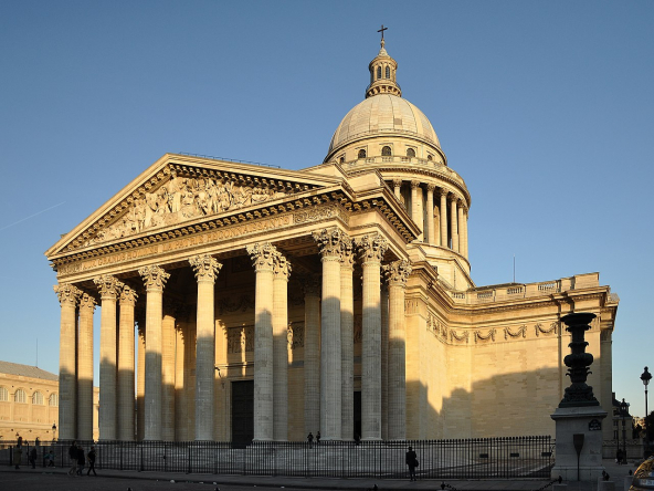 Sale of Luxury Apartments in Paris 5: A Historic and Popular District