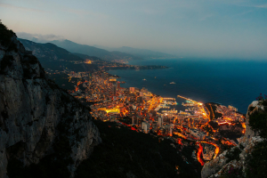 Découvrez les villes les plus chères au monde pour l'immobilier de luxe. Explorez les prix des villas, appartements et propriétés exceptionnelles dans les villes de prestige.