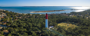 Découvrez des propriétés de luxe à vendre à Lège-Cap-Ferret, un lieu exceptionnel entre océan et nature. Investissez dans l'élégance sur la presqu'île.