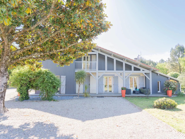 Sanguinet Une Villa Idéale Entre Lac Forêt et Charme Naturel