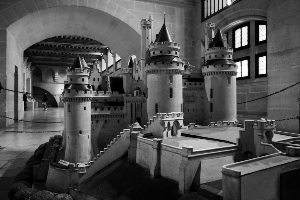 Discover the luxury property market in the Oise region: buyer profiles, desired amenities and price ideas.