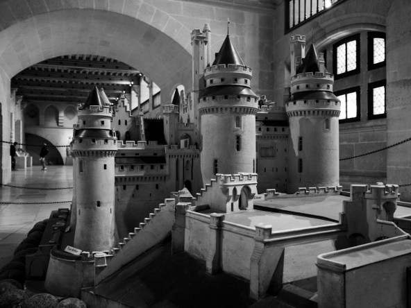 Discover the luxury property market in the Oise region: buyer profiles, desired amenities and price ideas.