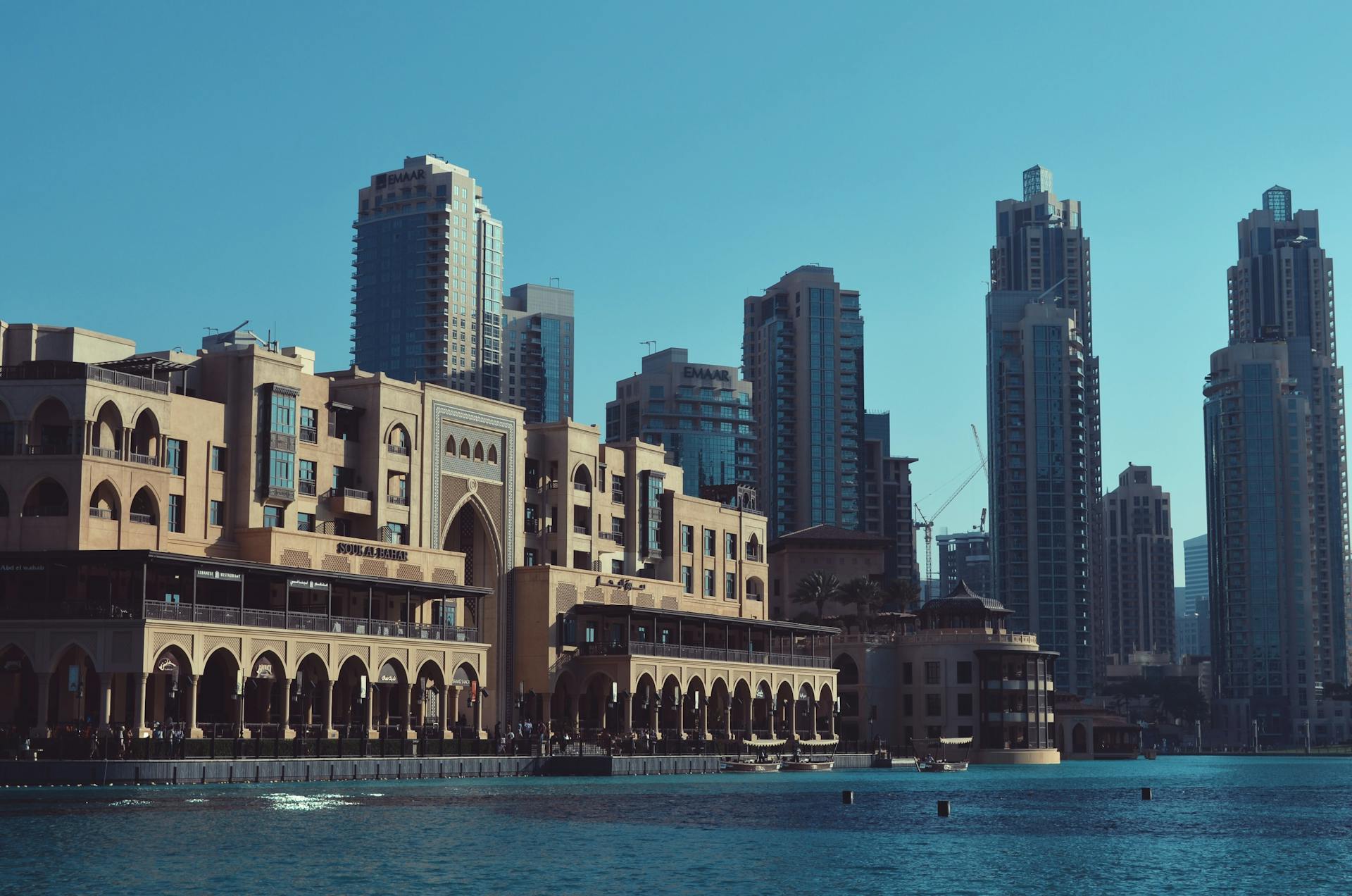 Comprehensive analysis of the rental profitability of luxury properties in Dubai: figures, districts, optimization strategies and advice for investors.