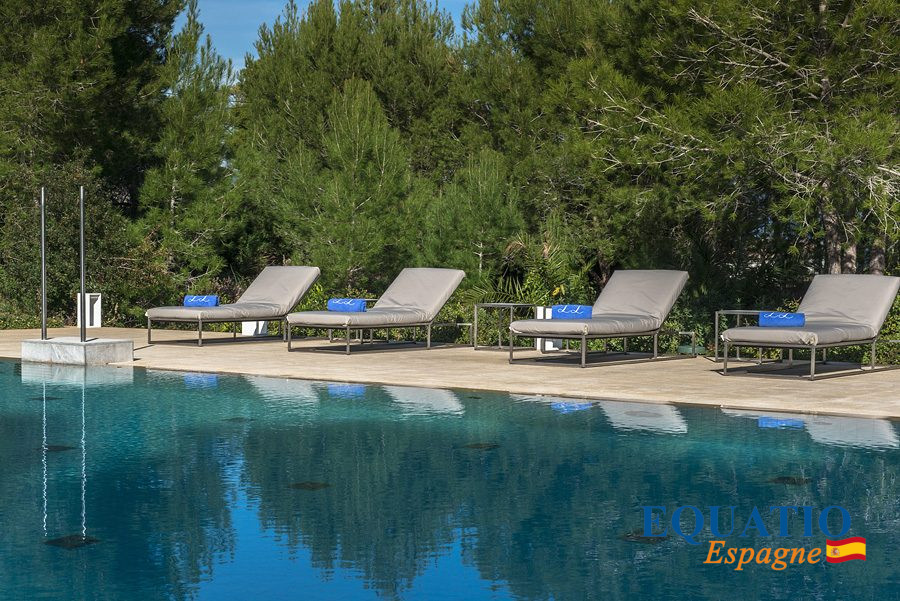 Villa with sea view in Mallorca, Alcúdia - Charming Properties