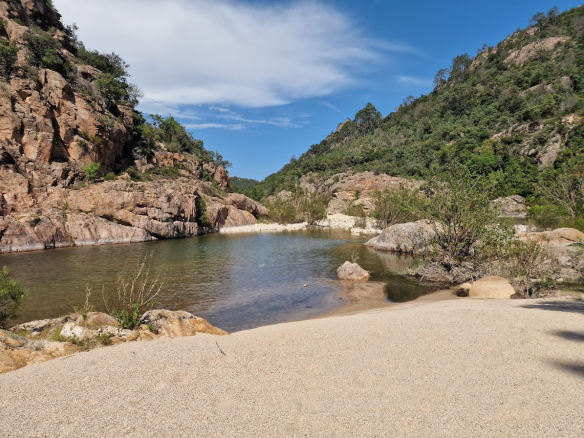 Bastide en pierre Corse – Bavella – Sari-Solenzara