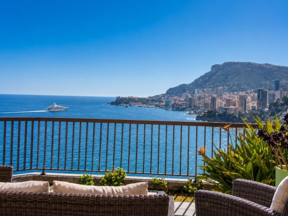 Luxury real estate photo | Charming Properties