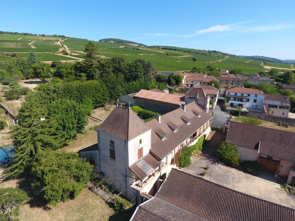 Luxury real estate photo | Charming Properties