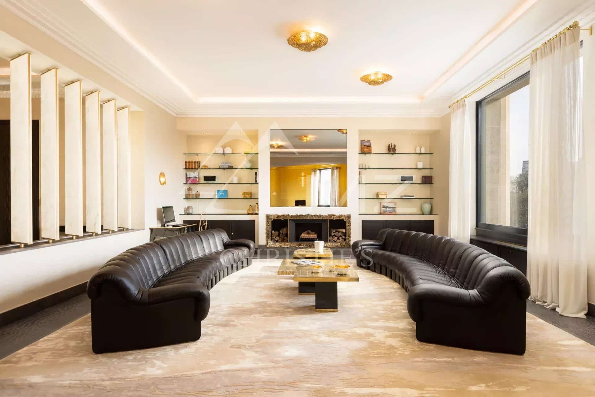 Luxury real estate photo | Charming Properties