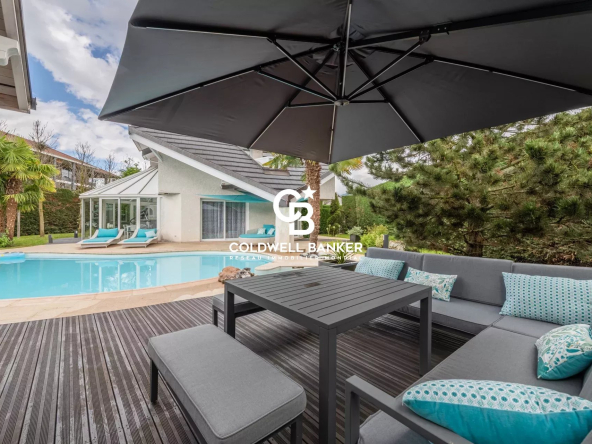 Villa avec piscine proche Genève à Arthaz