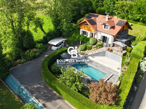 À VENDRE – Maison rénovée 130 m² + véranda. piscine vue Salève – Lucinges
