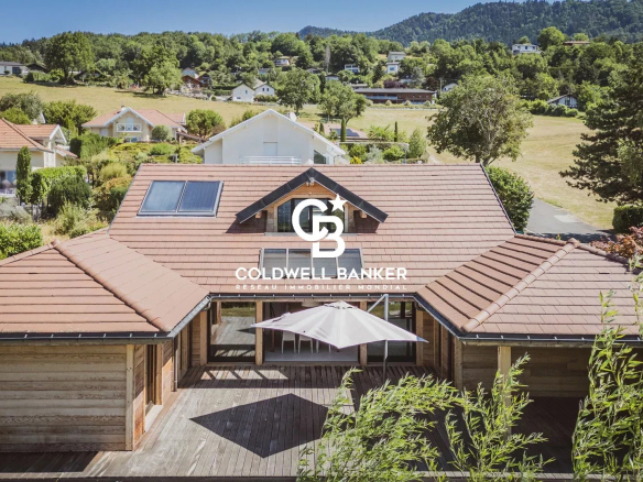 À VENDRE – Maison de 200 m² + terrasse, vue Salève à Bonne