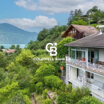 Grand terrain avec maison à Aix les Bains lac du Bourget