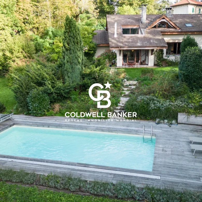 Splendide Maison de Ville de 93 m² – Espace extérieur – Grande hauteur sous plafond