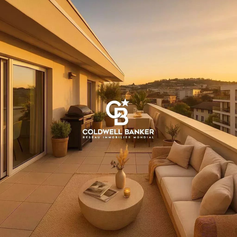 Tourrettes 83440 – Maison en pierre avec piscine – Charme, calme et cadre verdoyant