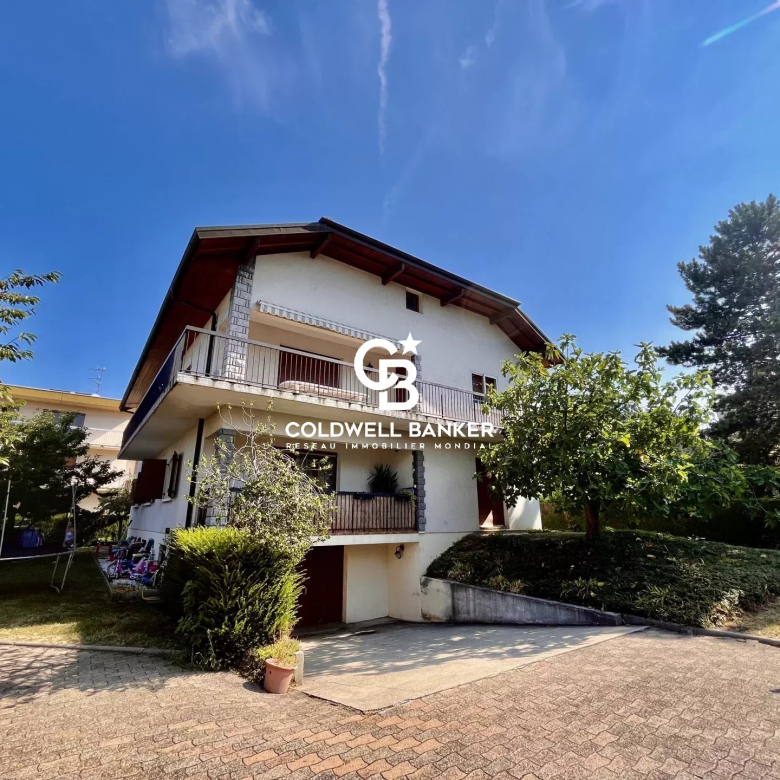 Maison de caractère à vendre Vétraz-Monthoux avec vue montagnes, volumes généreux et cadre résidentiel 74100