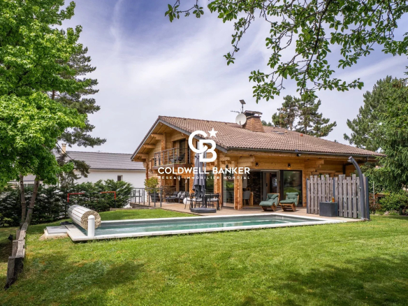 Chalet-style house in Vétraz-Monthoux with heated swimming pool, 5 bedrooms and wooded garden