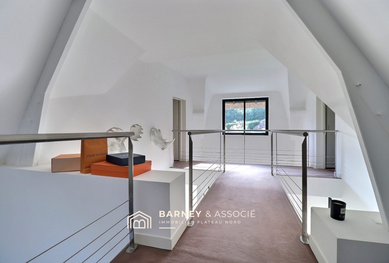 1741609124_VM1093_9_original