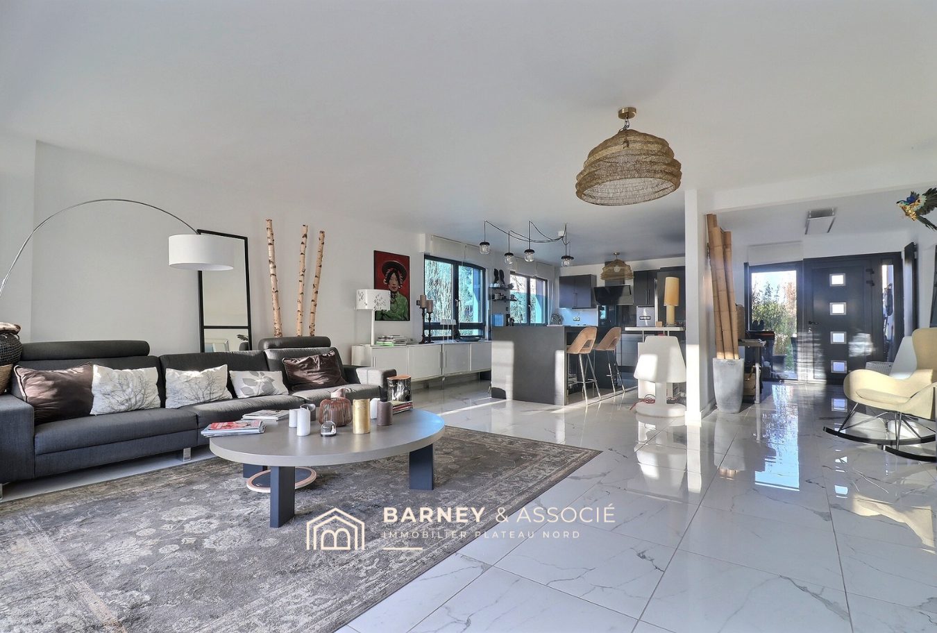 1764169319_VM1311_11_original