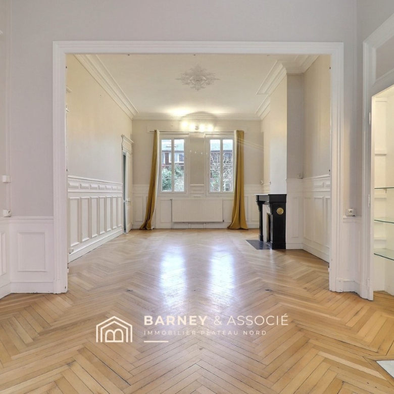 Contemporary, single-story home in the Bulins area