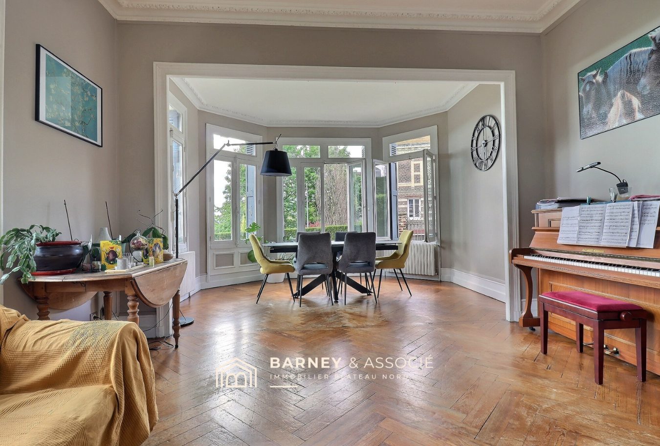 1745506592_VM1124_2_original