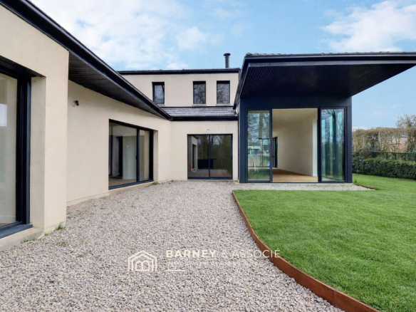 Maison contemporaine quartier des Bulins