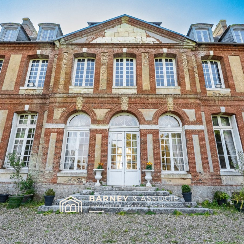 Mas d’exception en pierre – 300 m² – Saint-Raphaël