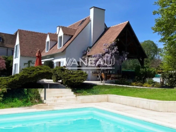 Villennes-Sur-Seine – New villa with swimming pool – A true oasis of peace and quiet, hidden from view –