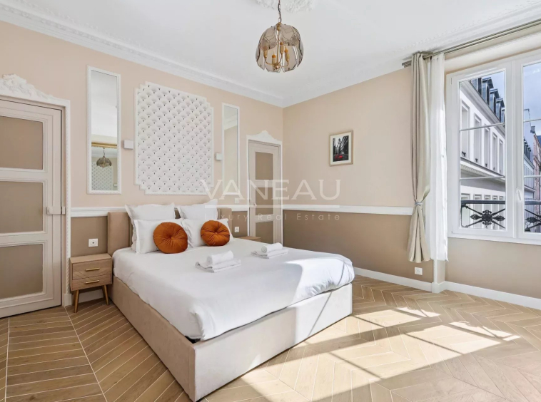 Paris 9th – A bright setting renovated in 2025 – DPE D –