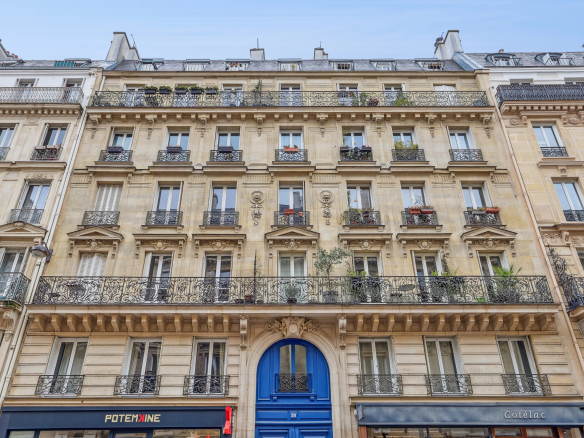 Paris Xe – Rue Beaurepaire – Beau 3 pièces classique en parfait état –