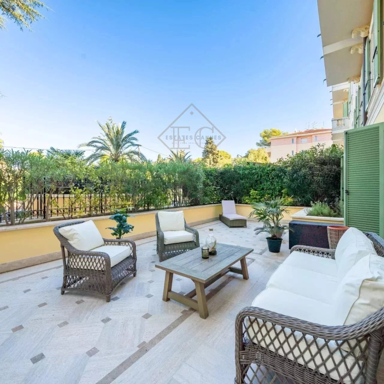 Beausoleil – Stunning 6-Room Duplex with Panoramic Terrace