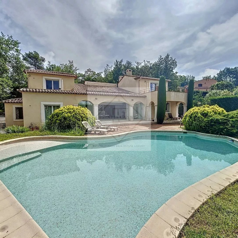 Magnificent 12-room luxury villa for sale in Phuket, Thailand