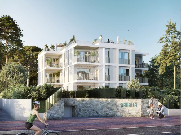 Adresse exclusive – Appartement dernier étage avec rooftop à 100 m de la plage