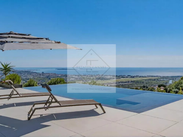 Stunning contemporary villa – Panoramic sea view, prime location 10 minutes from the beaches