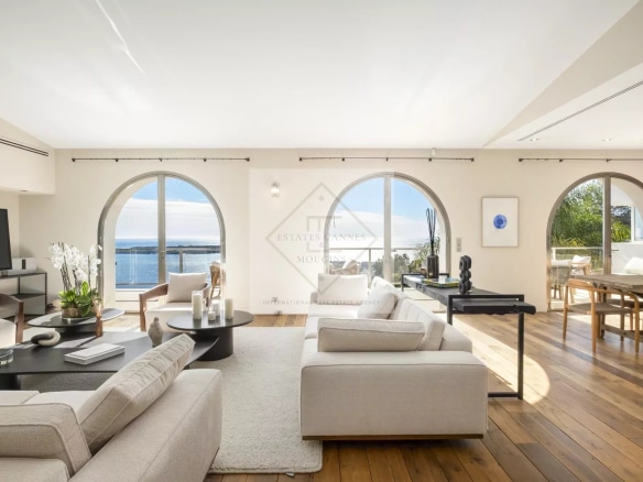 Spacious interior of a villa in Cannes with views of the Mediterranean Sea.