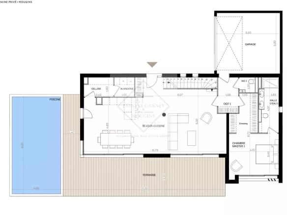 Contemporary villa plan in Mougins with swimming pool and terrace.