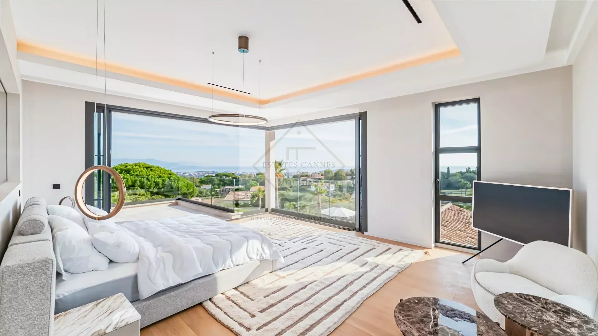 Contemporary room in Super Cannes Modern room with panoramic sea views in Super Cannes.