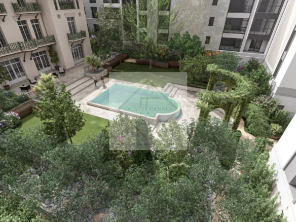 Aerial view of a residence with swimming pool and gardens in Juan-les-Pins, Antibes.