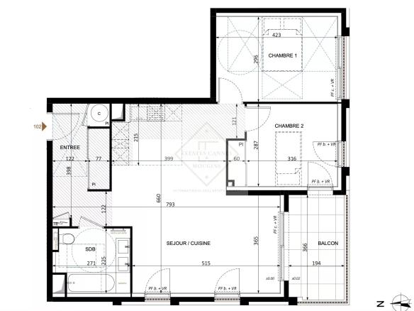 Plan d'un appartement de 3 pièces avec terrasse à Juan-les-Pins, Antibes.