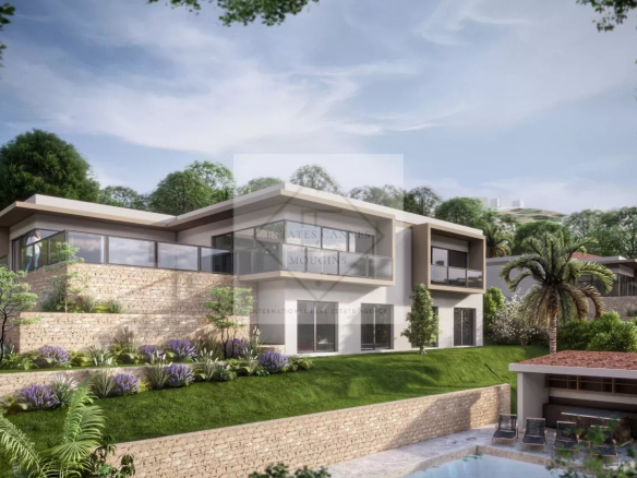 Vue d'un terrain pour villa à Mougins avec piscine et espace verdoyant.