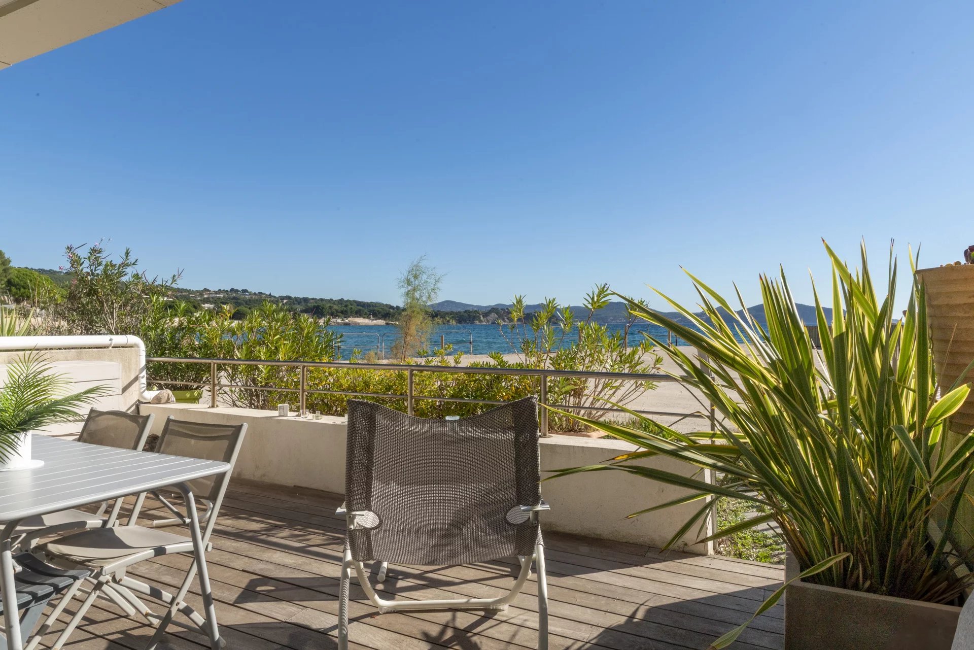 c2a2c5b40af430403db527f96821d985_1337c56055_1920-original